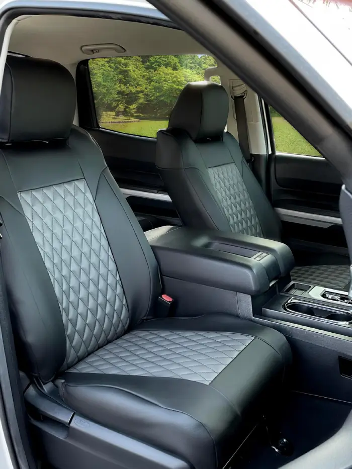 features-to-look-for-in-a-back-seat-cover-for-dogs.jpg
